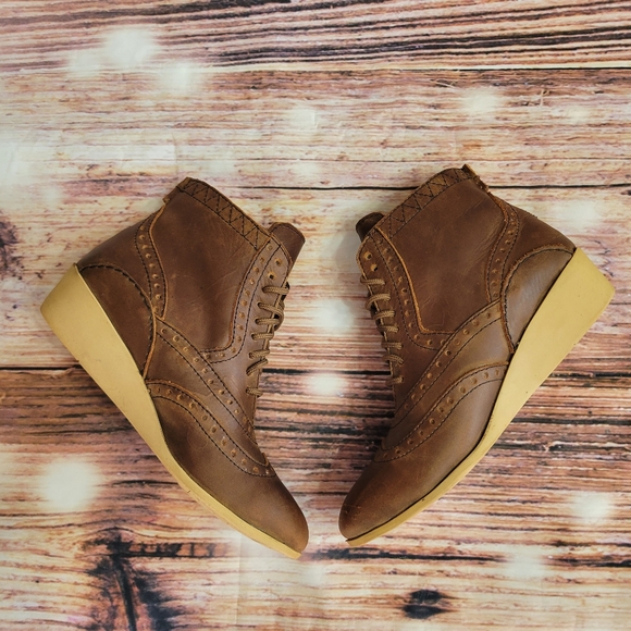 Olibertè Booties! - Picture 9 of 12